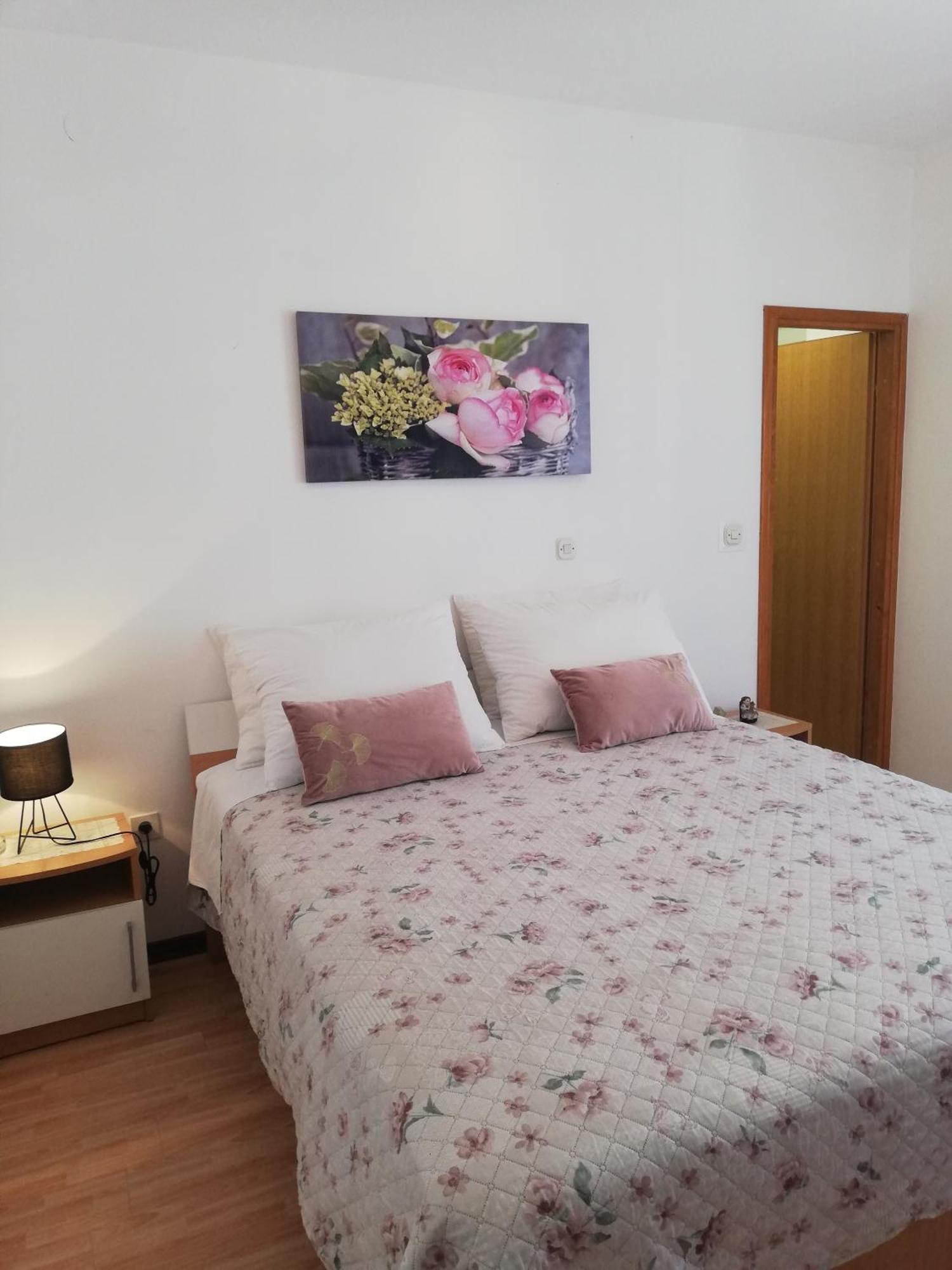 Apartments Jure Miljak Podstrana Rom bilde